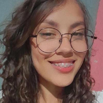 Paola Vitória Barbosa dos Santos