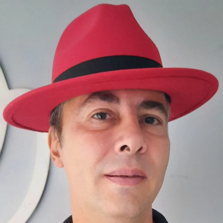 Carlos Roberto Schimidt